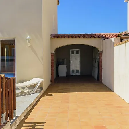 Costabravaforrent Ricardell * L' Escala